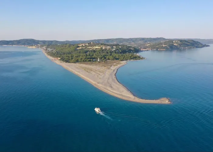 Kamino Apartment Kalandra