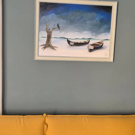 Kamino Apartment